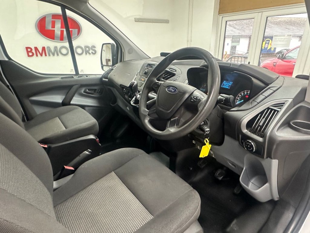 Used Ford Transit Custom 2017 for sale - 77680333: Photo 3