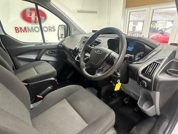 Used Ford Transit Custom 2017 for sale - 77680333: Photo