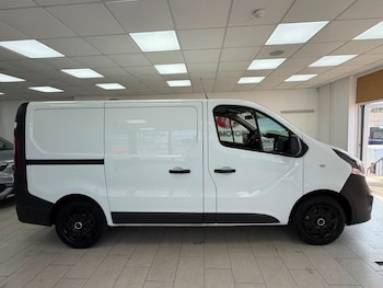 Used Vauxhall Vivaro 2017 for sale - 79474852: Photo