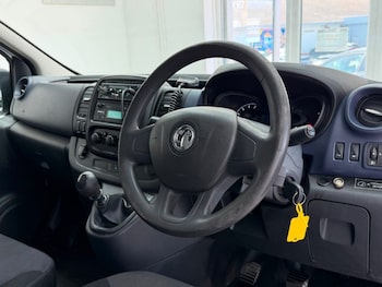 Used Vauxhall Vivaro 2017 for sale - 79474852: Photo