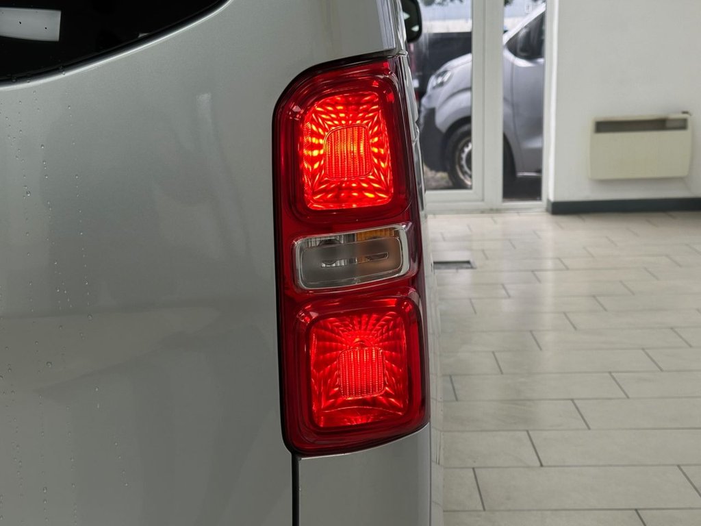 Used Peugeot Traveller 2017 for sale - 77241588: Photo 19