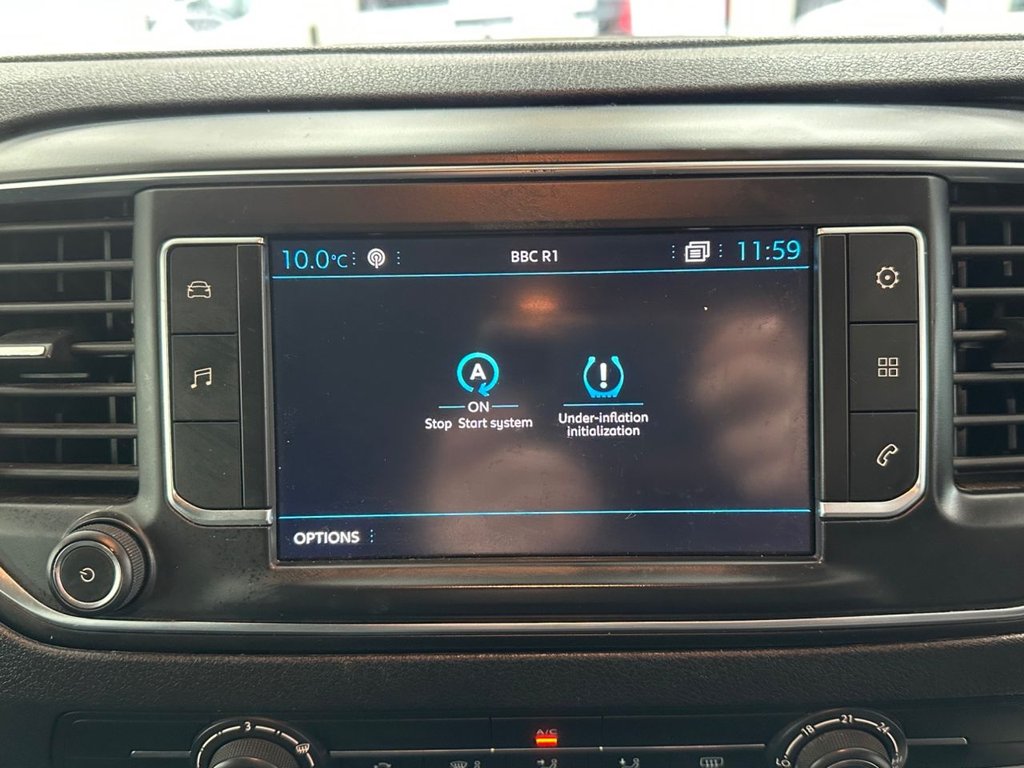 Used Peugeot Traveller 2017 for sale - 77241588: Photo 46