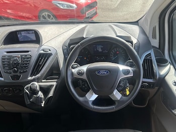 Used Ford Tourneo Custom 2015 for sale - 79008935: Photo