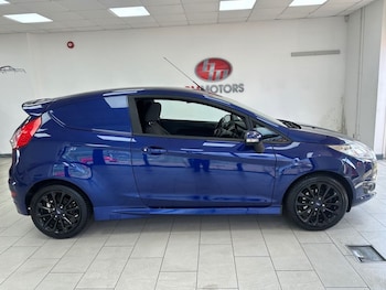 Used Ford Fiesta 2015 for sale - 79244713: Photo
