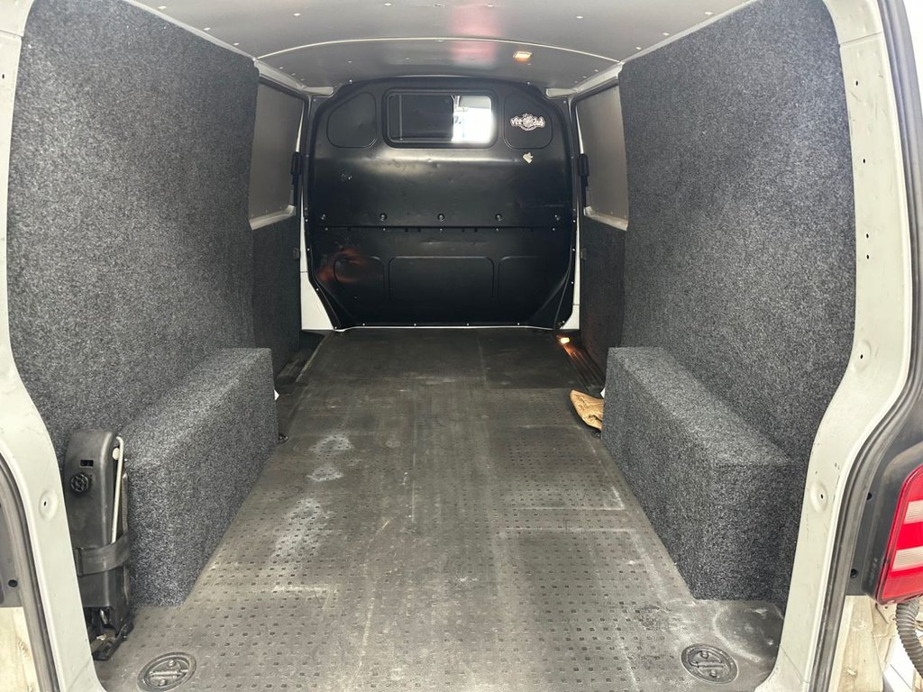 Used Volkswagen Transporter 2017 for sale - 77706193: Photo 15