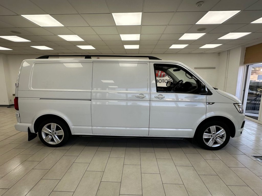 Used Volkswagen Transporter 2017 for sale - 77706193: Photo 2