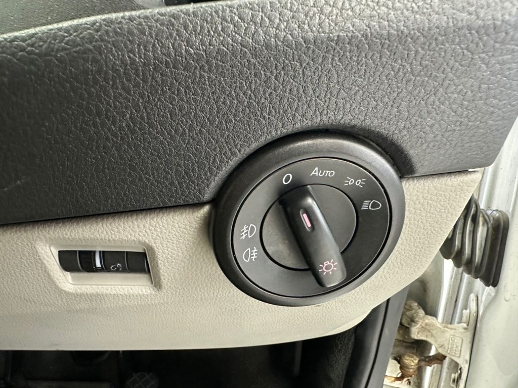 Used Volkswagen Transporter 2017 for sale - 77706193: Photo 33