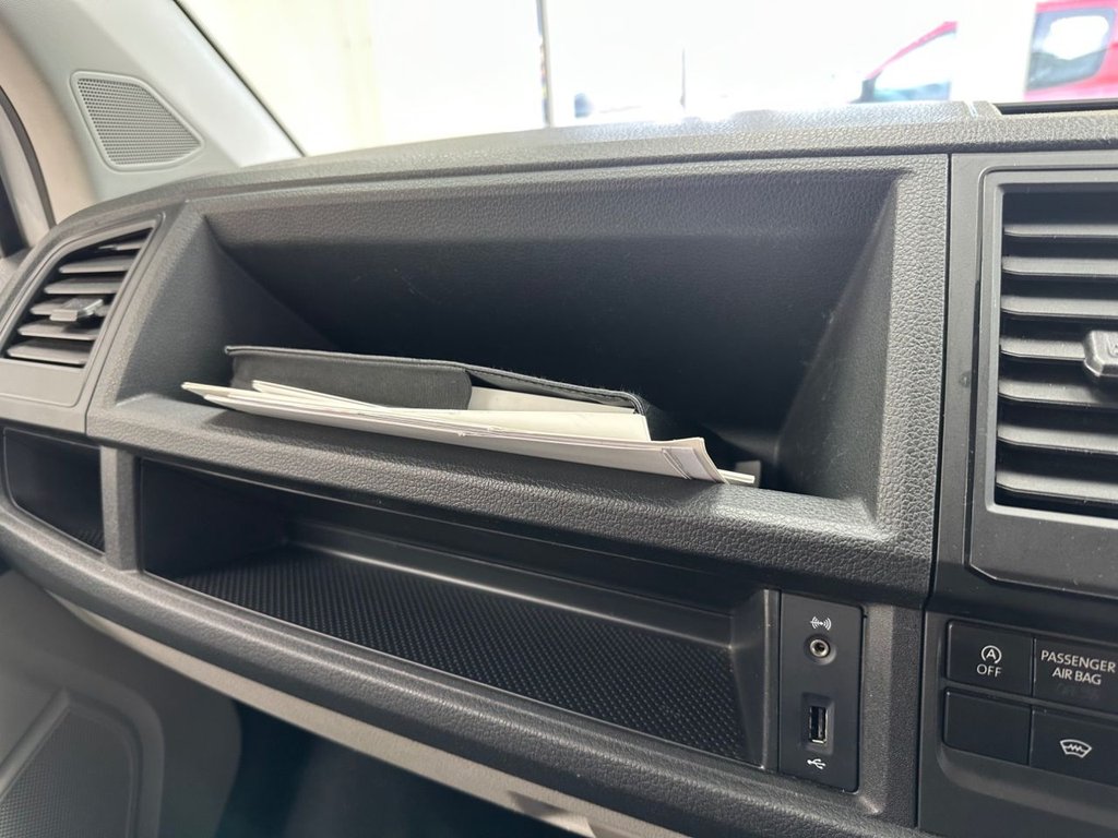 Used Volkswagen Transporter 2017 for sale - 77706193: Photo 35