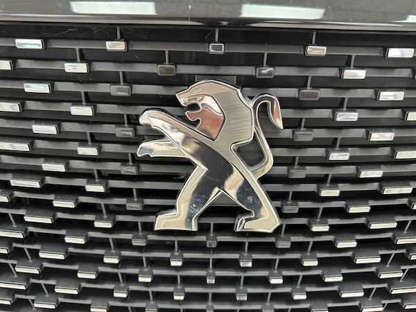 Used Peugeot 2008 2020 for sale - 76180124: Photo 17