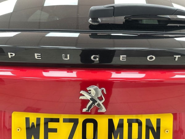 Used Peugeot 2008 2020 for sale - 76180124: Photo 18