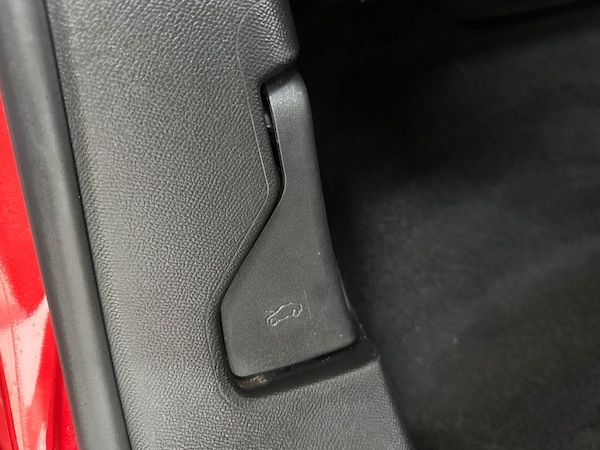 Used Peugeot 2008 2020 for sale - 76180124: Photo 30