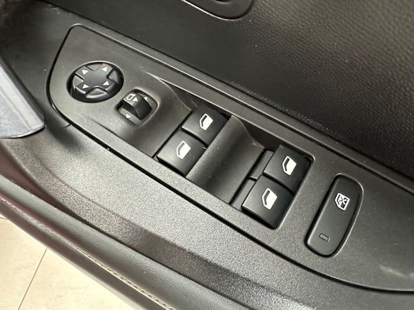 Used Peugeot 2008 2020 for sale - 76180124: Photo 33