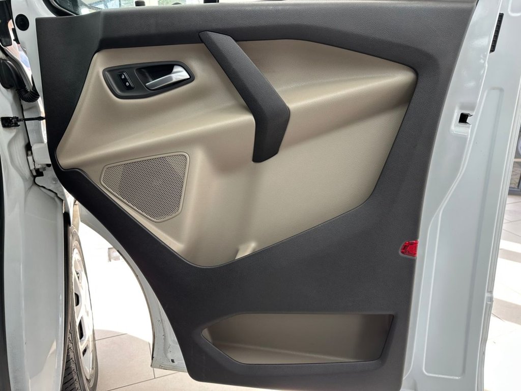 Used Ford Tourneo Custom 2018 for sale - 76333367: Photo 32