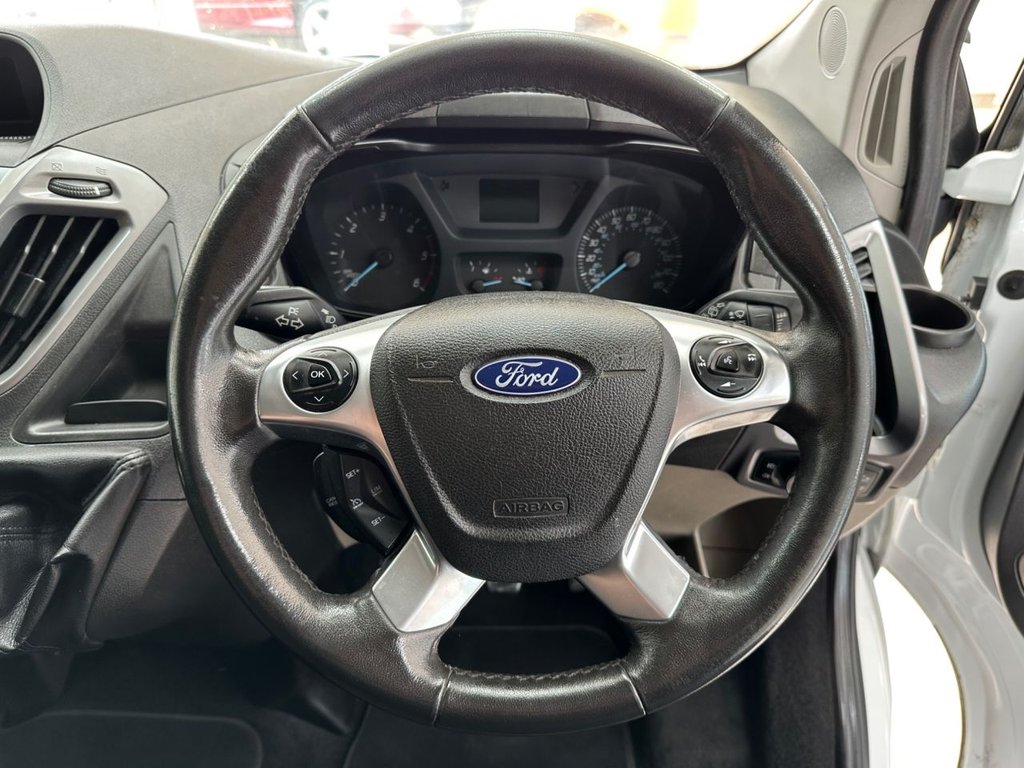 Used Ford Tourneo Custom 2018 for sale - 76333367: Photo 44