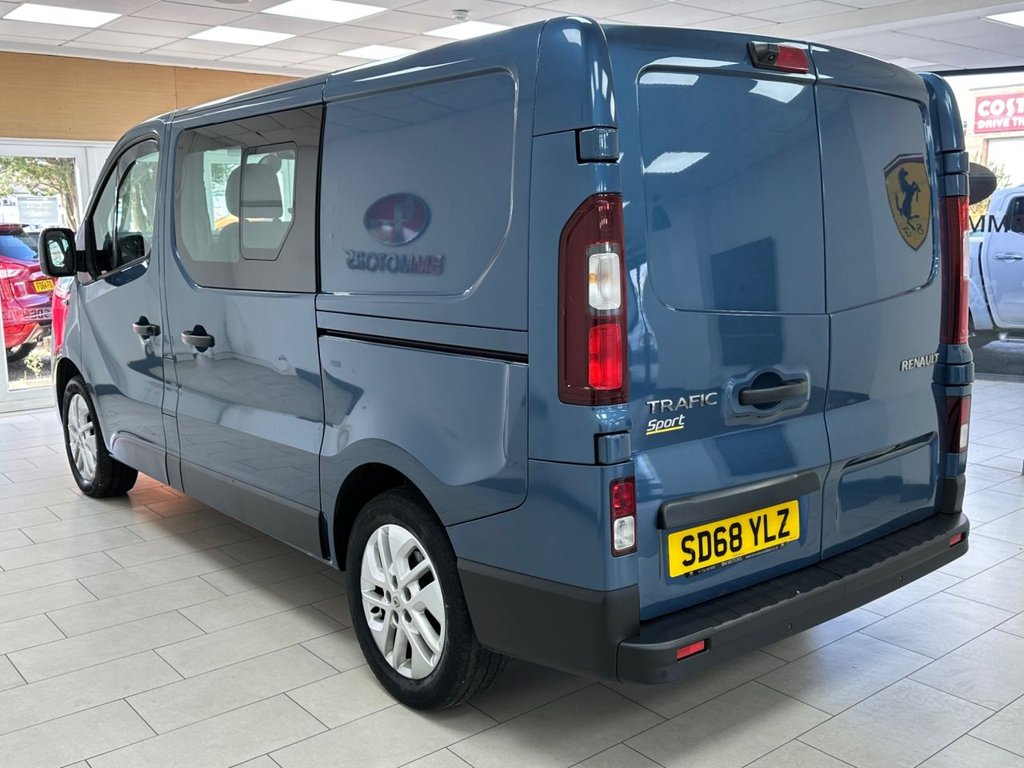 Used Renault Trafic 2018 for sale - 76454216: Photo 11