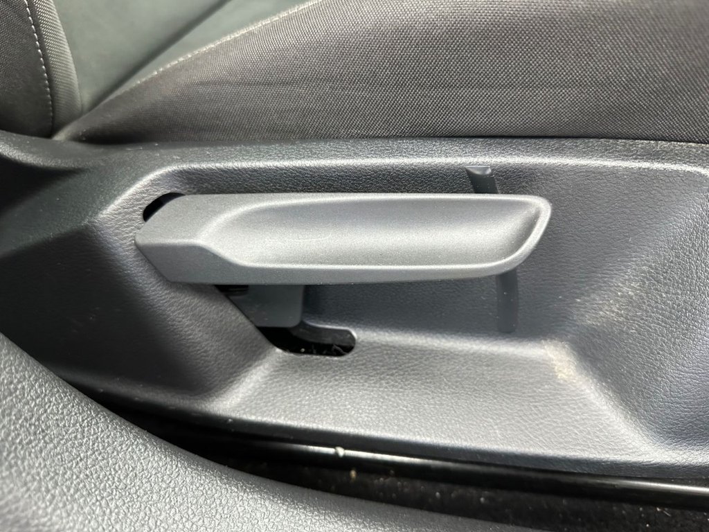 Used Volkswagen Golf 2017 for sale - 76430175: Photo 31