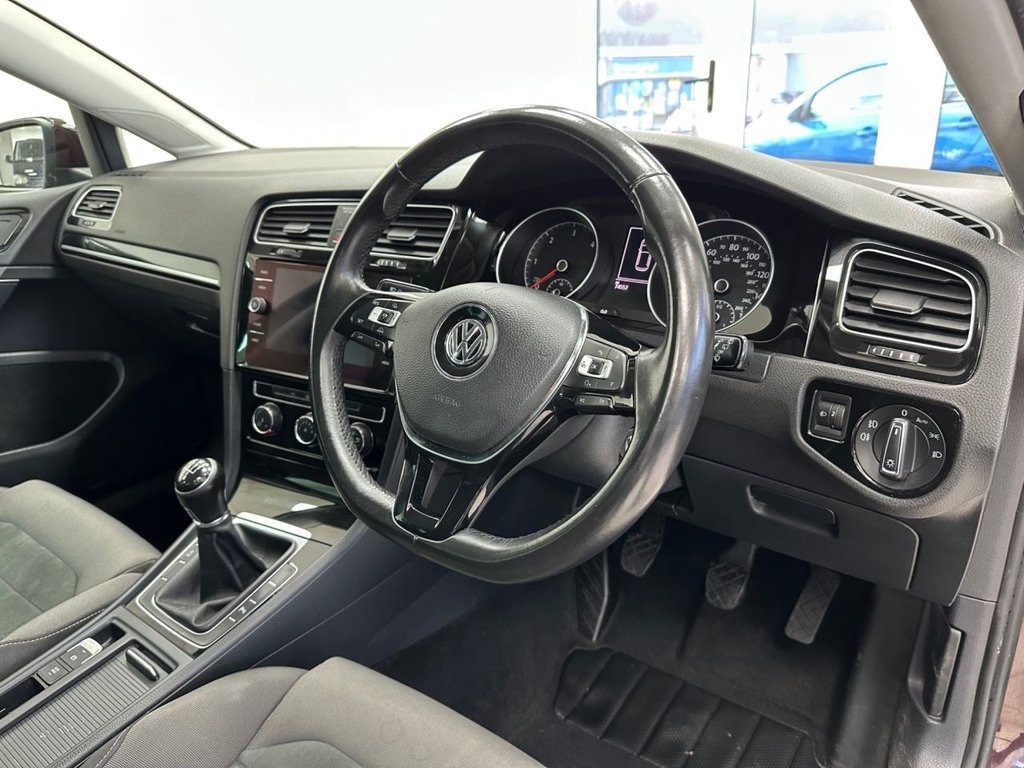 Used Volkswagen Golf 2017 for sale - 76430175: Photo 34