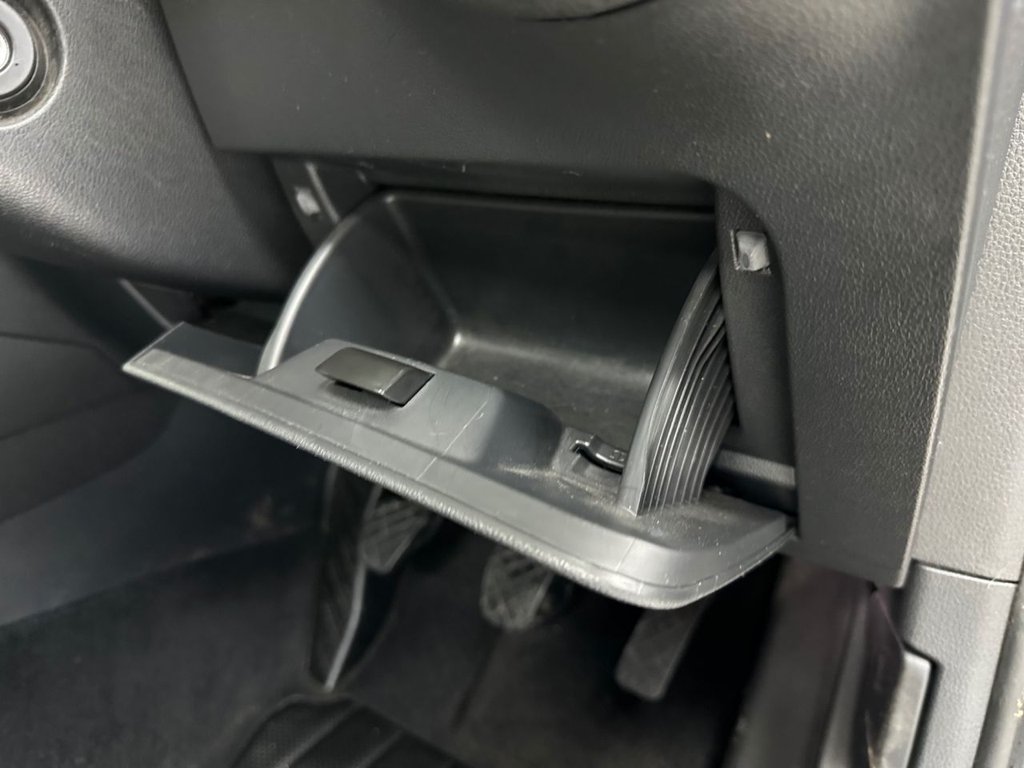 Used Volkswagen Golf 2017 for sale - 76430175: Photo 35