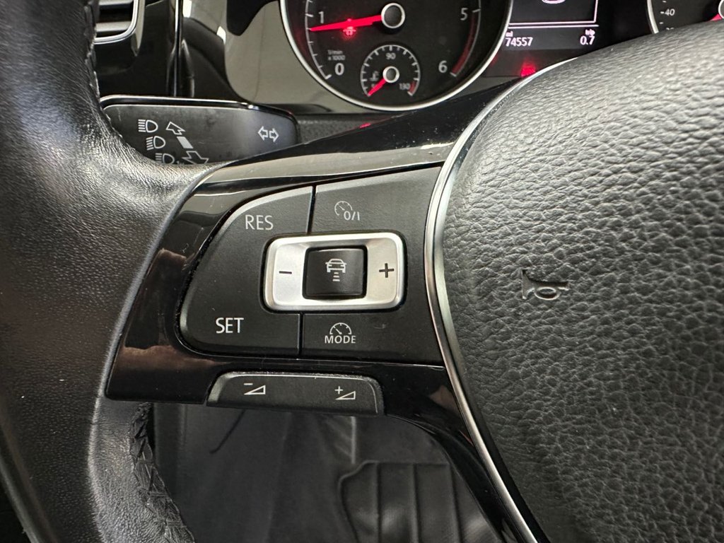 Used Volkswagen Golf 2017 for sale - 76430175: Photo 39