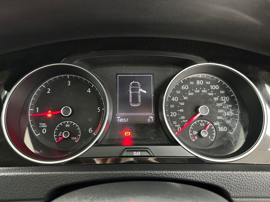 Used Volkswagen Golf 2017 for sale - 76430175: Photo 41