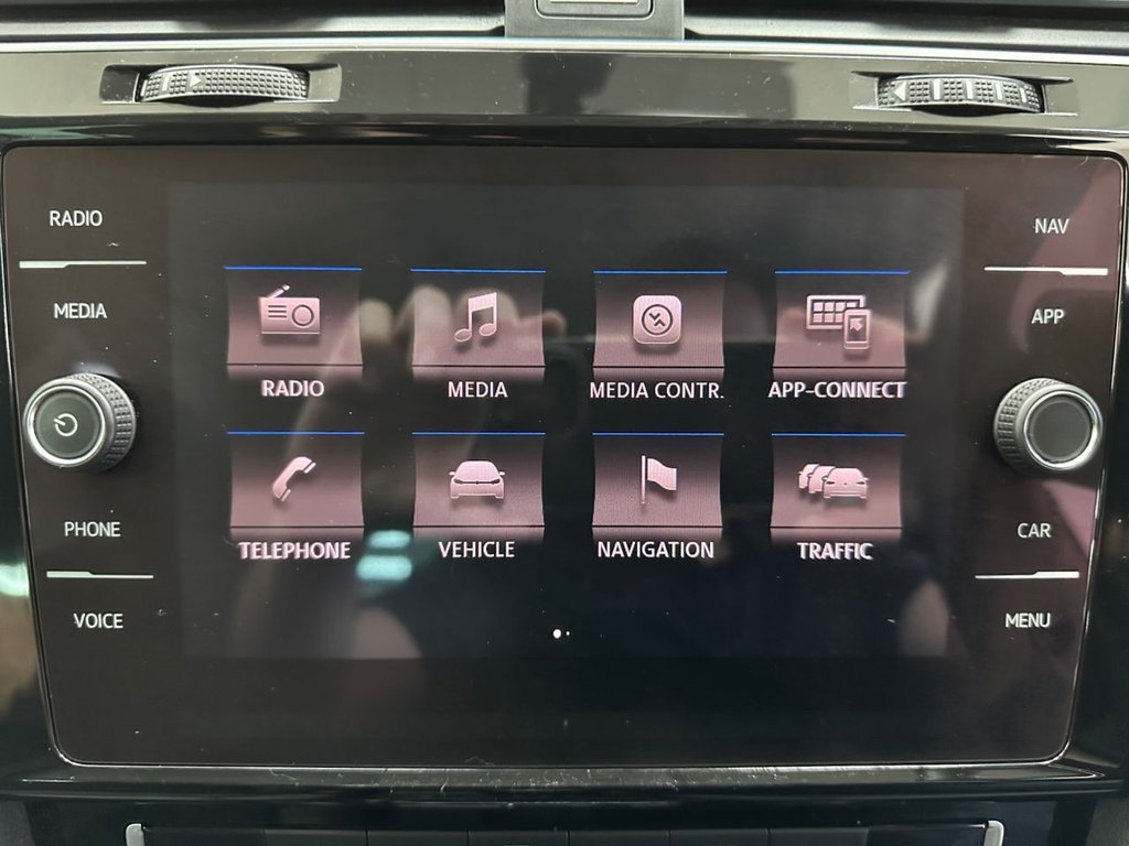 Used Volkswagen Golf 2017 for sale - 76430175: Photo 47