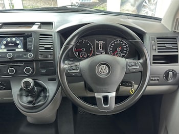 Used Volkswagen Transporter 2012 for sale - 77806110: Photo