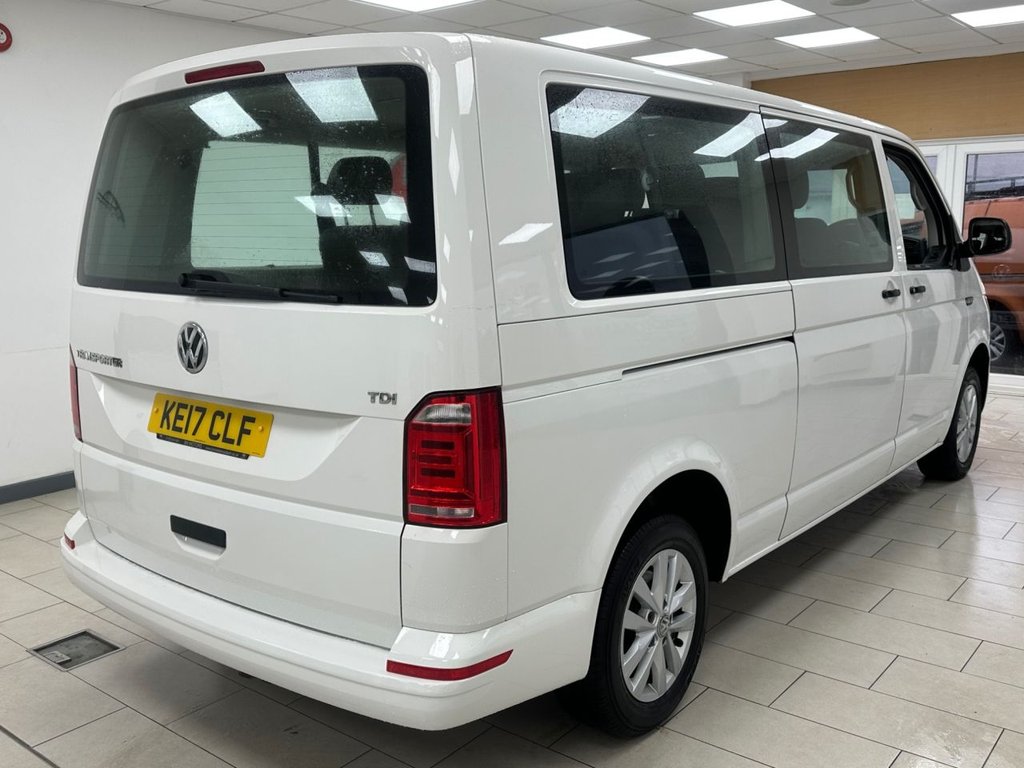 Used Volkswagen Transporter Shuttle 2017 for sale - 76469702: Photo 13