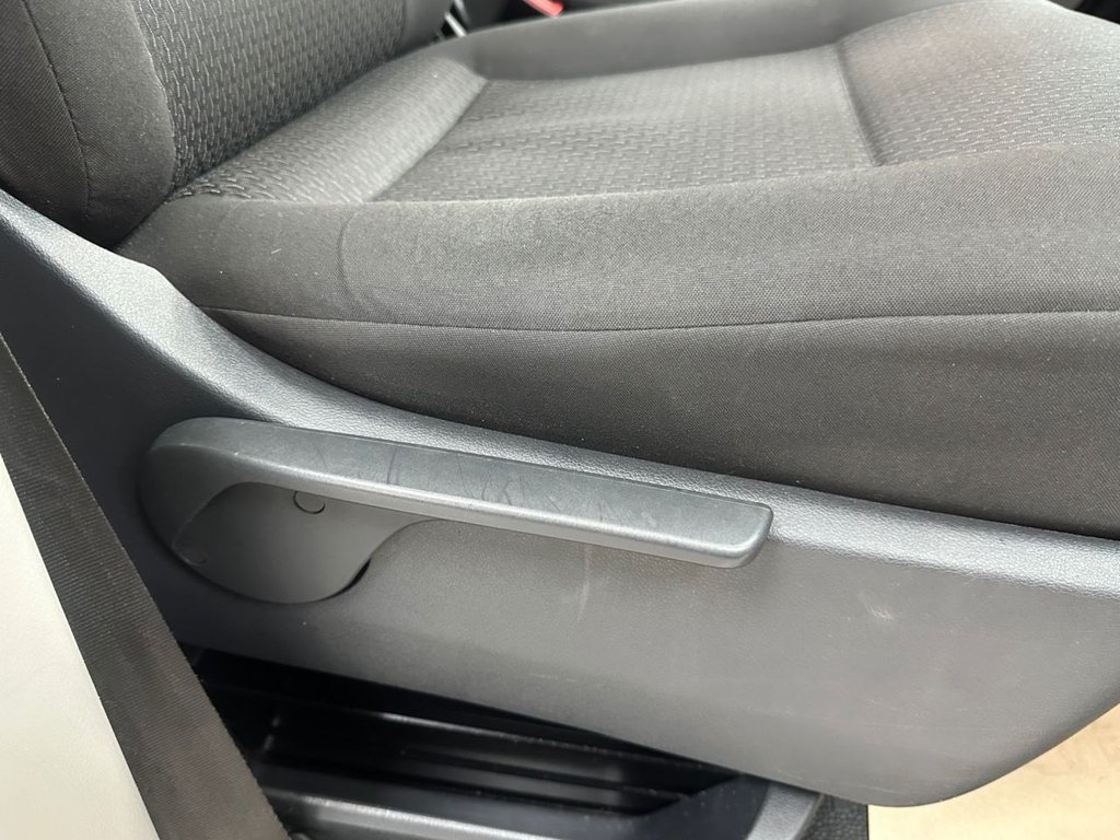 Used Volkswagen Transporter Shuttle 2017 for sale - 76469702: Photo 22