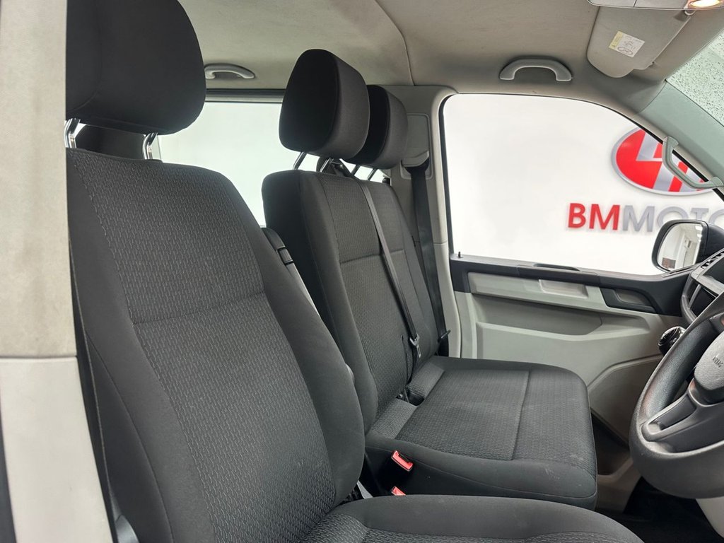 Used Volkswagen Transporter Shuttle 2017 for sale - 76469702: Photo 23