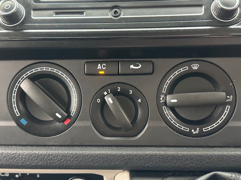 Used Volkswagen Transporter Shuttle 2017 for sale - 76469702: Photo 28