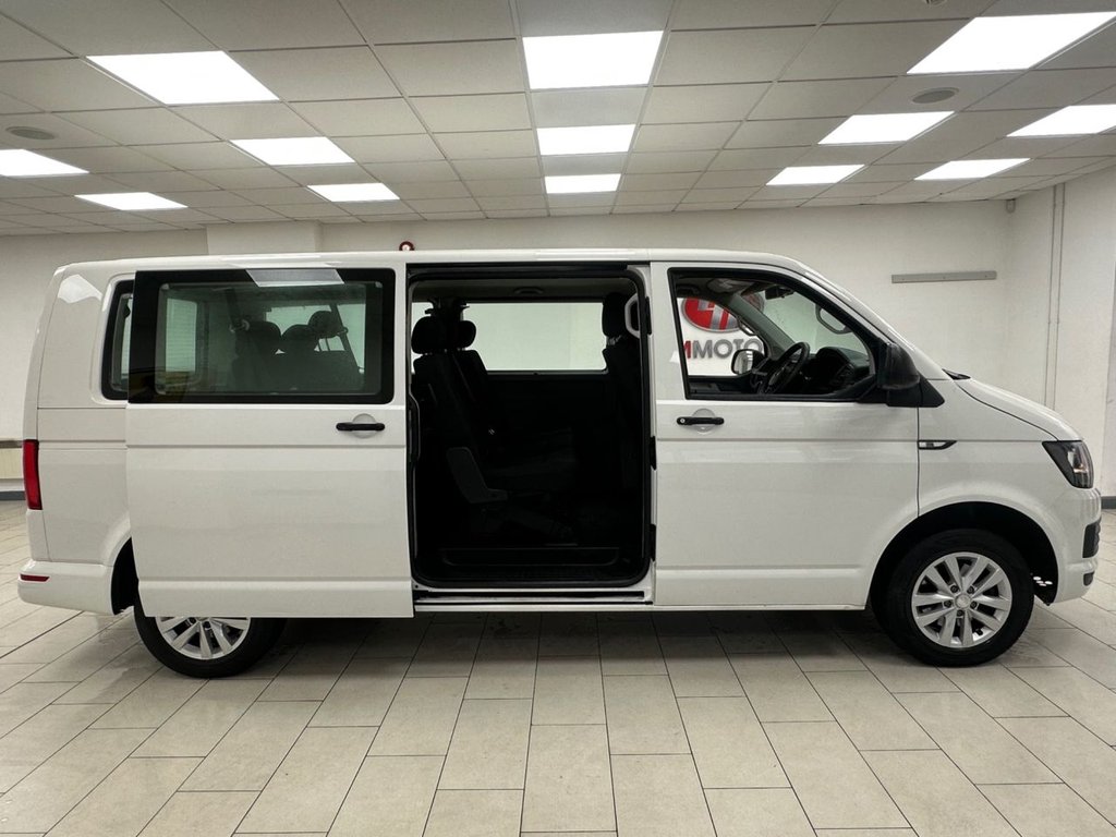 Used Volkswagen Transporter Shuttle 2017 for sale - 76469702: Photo 7