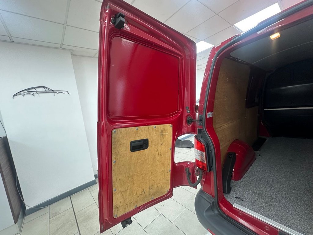 Used Volkswagen Transporter 2010 for sale - 78110437: Photo 20