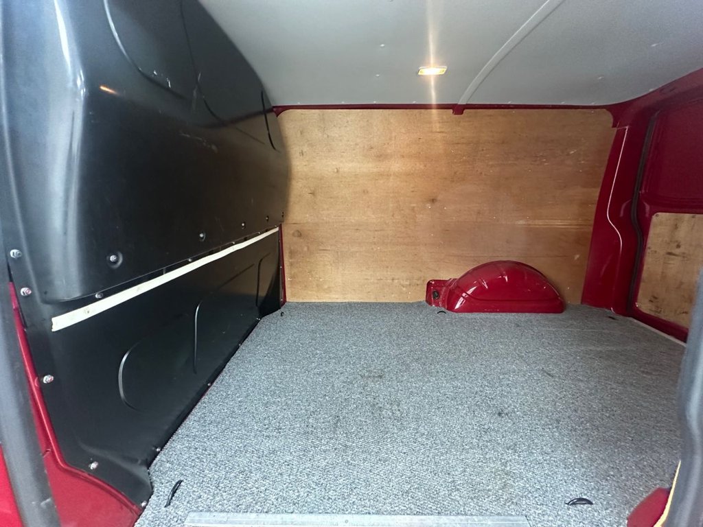 Used Volkswagen Transporter 2010 for sale - 78110437: Photo 21