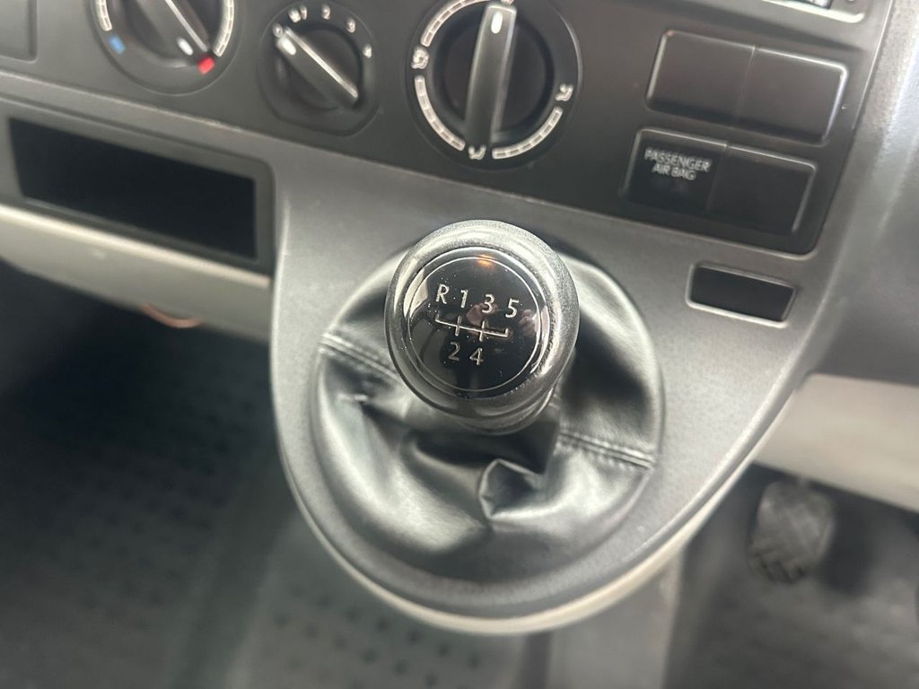 Used Volkswagen Transporter 2010 for sale - 78110437: Photo 30