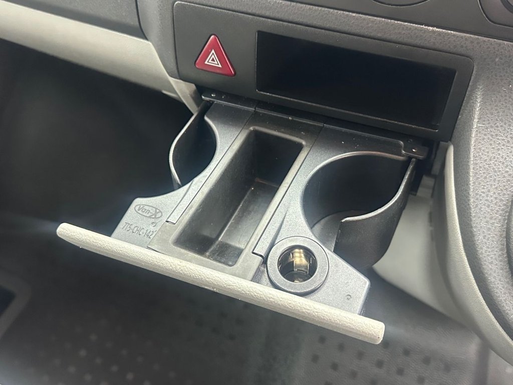 Used Volkswagen Transporter 2010 for sale - 78110437: Photo 31