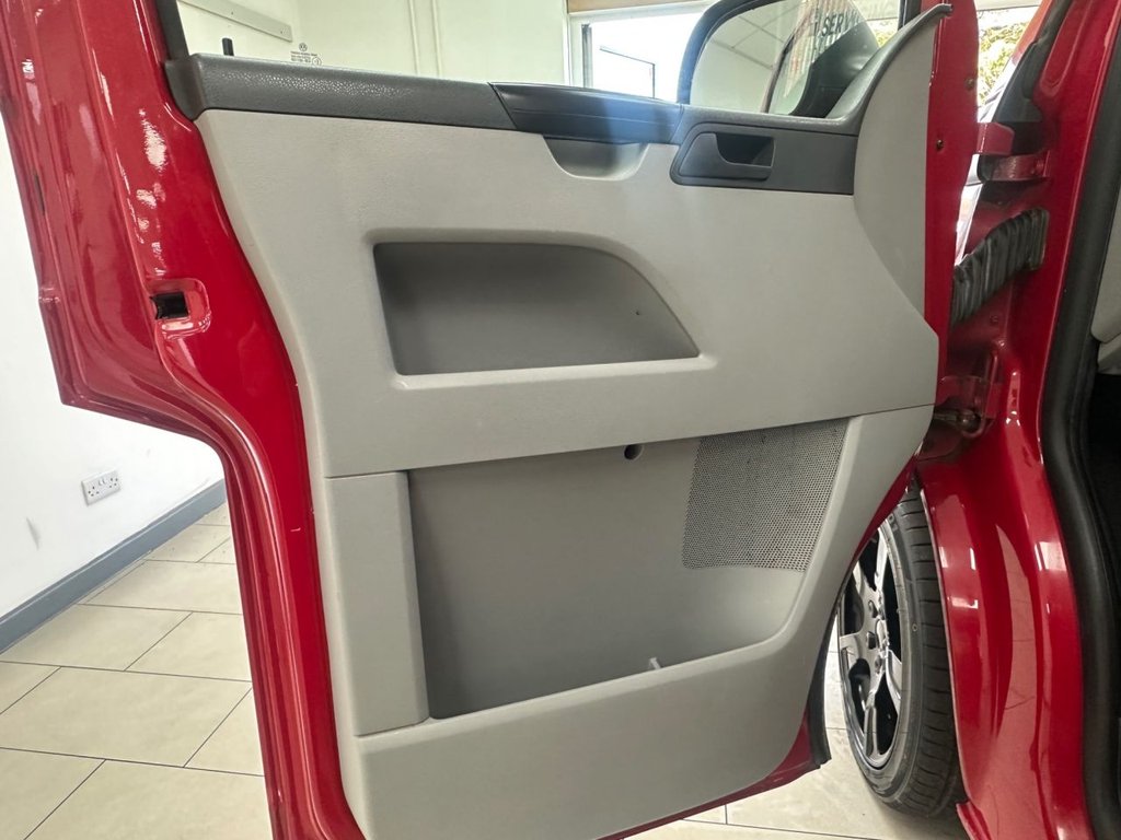 Used Volkswagen Transporter 2010 for sale - 78110437: Photo 42