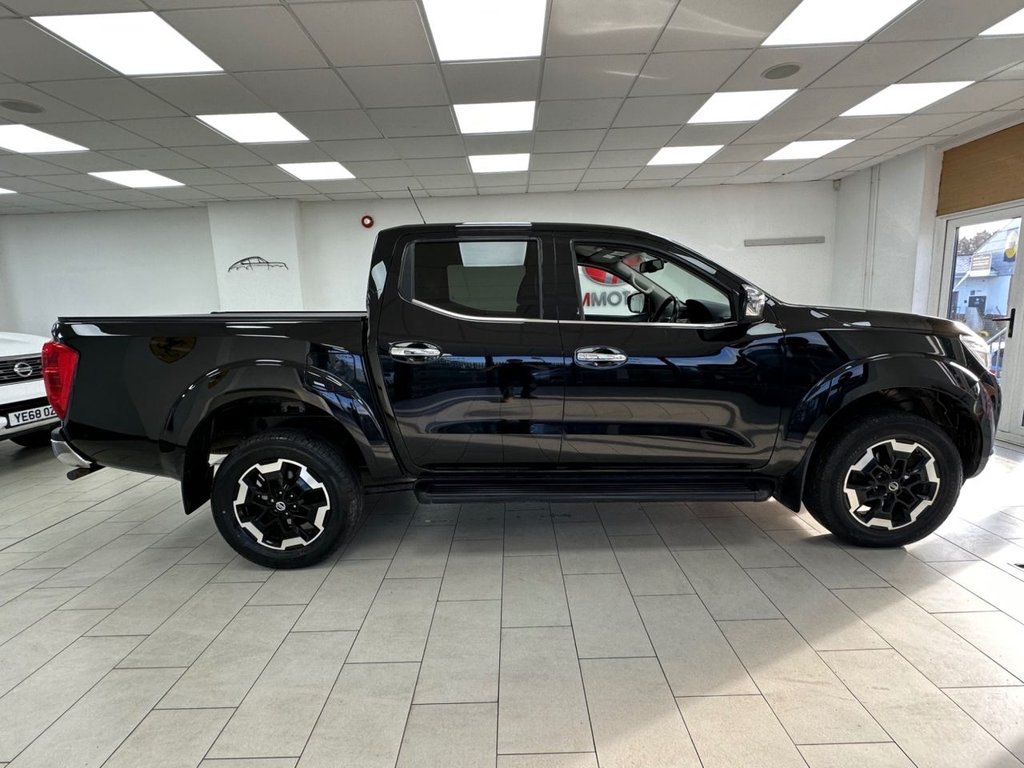 Used Nissan Navara 2021 for sale - 76396305: Photo 2