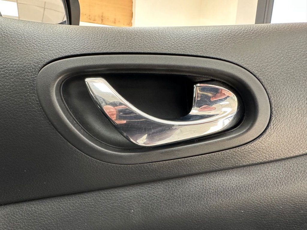 Used Nissan Navara 2021 for sale - 76396305: Photo 35