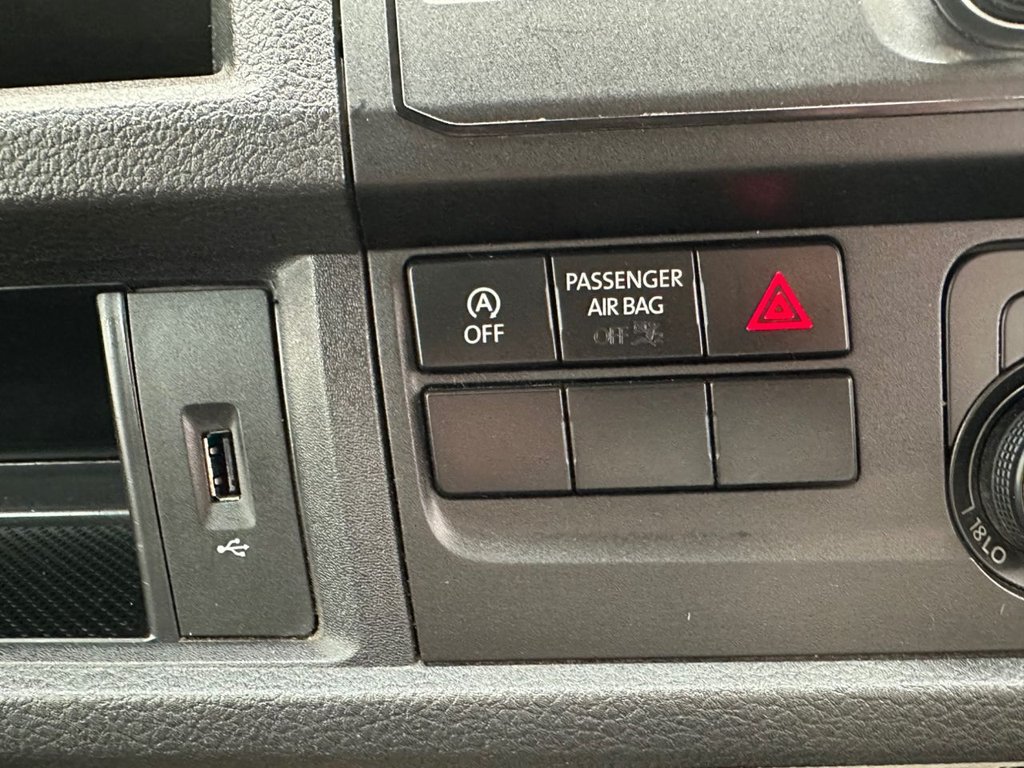 Used Volkswagen Transporter 2019 for sale - 77748245: Photo 33