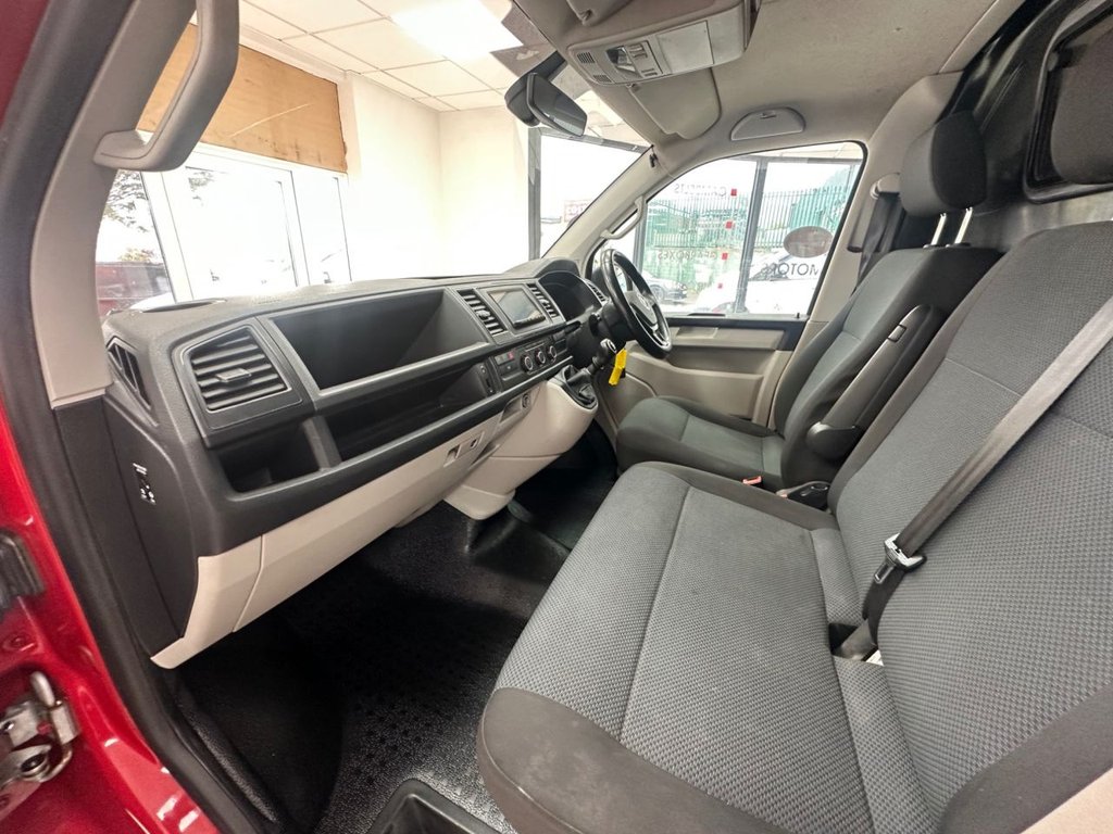 Used Volkswagen Transporter 2016 for sale - 78049640: Photo 46