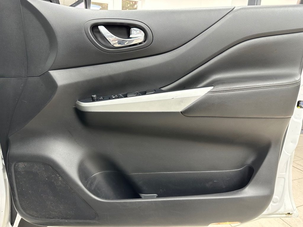 Used Nissan Navara 2019 for sale - 76395738: Photo 34