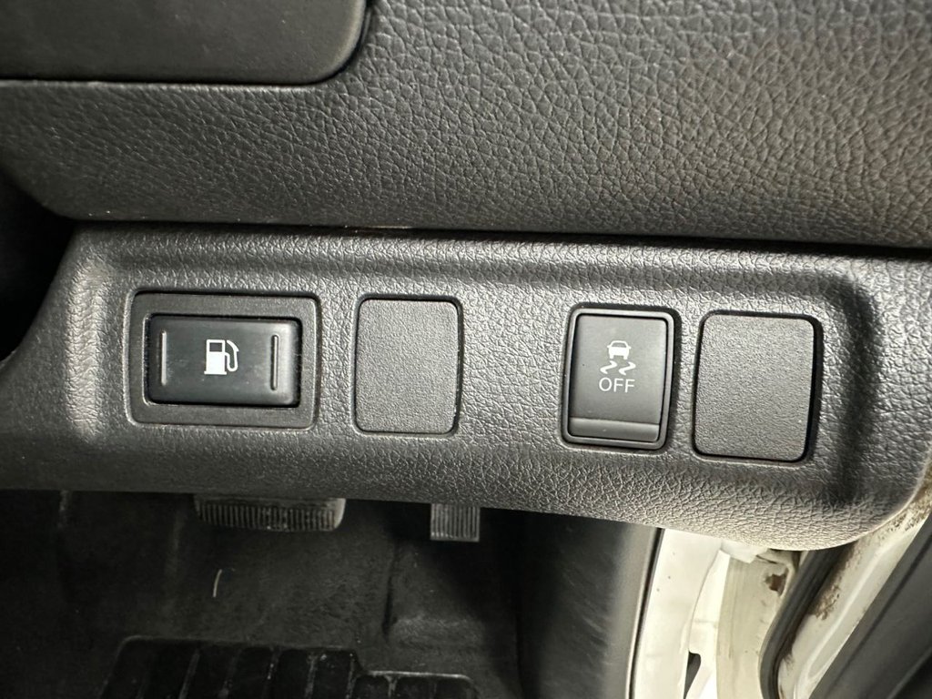 Used Nissan Navara 2019 for sale - 76395738: Photo 36