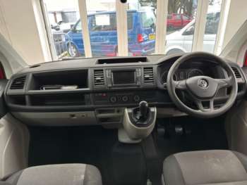 Used Volkswagen Transporter 2019 for sale - 74746744: Photo