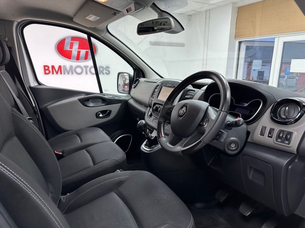 Used Renault Trafic 2017 for sale - 76569817: Photo 3