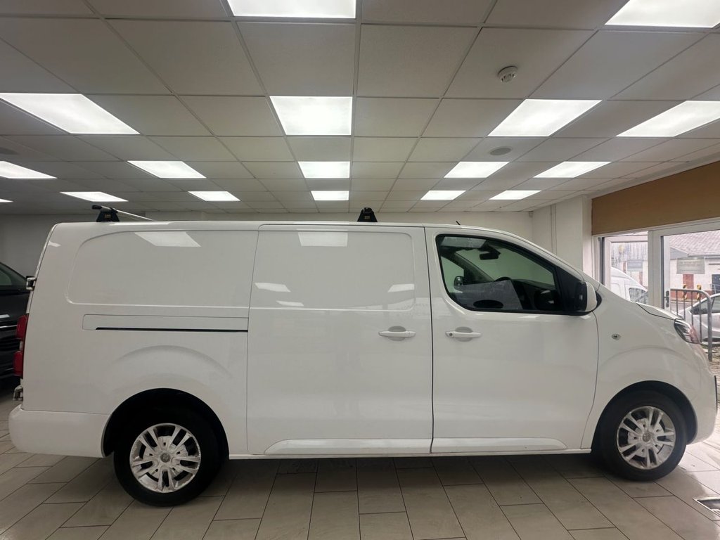 Used Vauxhall Vivaro 2020 for sale - 78049533: Photo 2