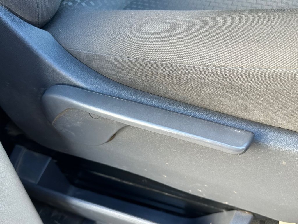 Used Volkswagen Transporter 2015 for sale - 77748293: Photo 26