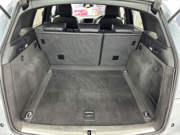 Used Audi Q5 2010 for sale - 76333182: Photo 23