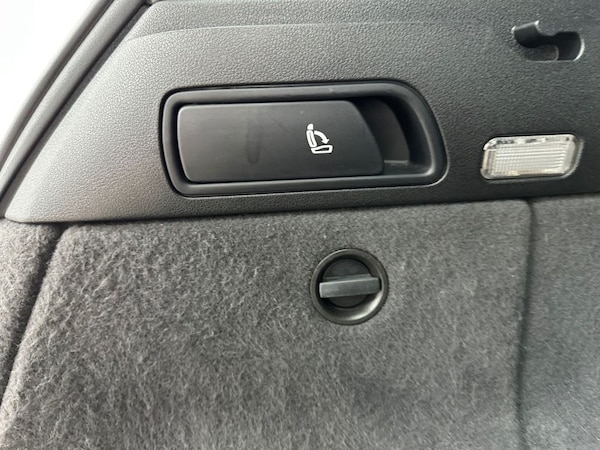 Used Audi Q5 2010 for sale - 76333182: Photo 26