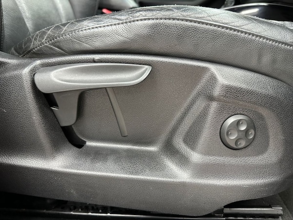 Used Audi Q5 2010 for sale - 76333182: Photo 42