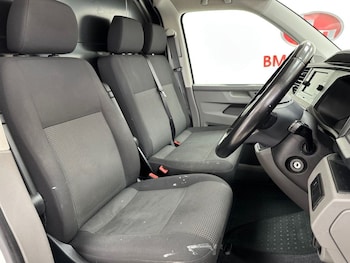 Used Volkswagen Transporter 2020 for sale - 75321215: Photo